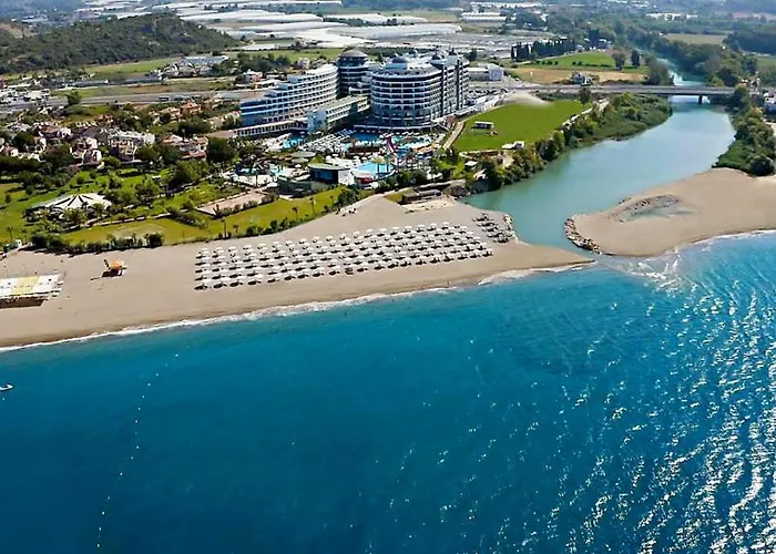 Alarcha s & Resort